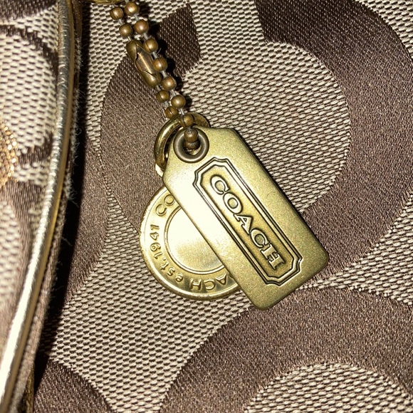 🥰 Coach Set🥰 - Picture 10 of 16